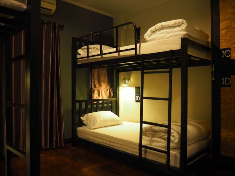Hostal Eden Walking Street Hostel