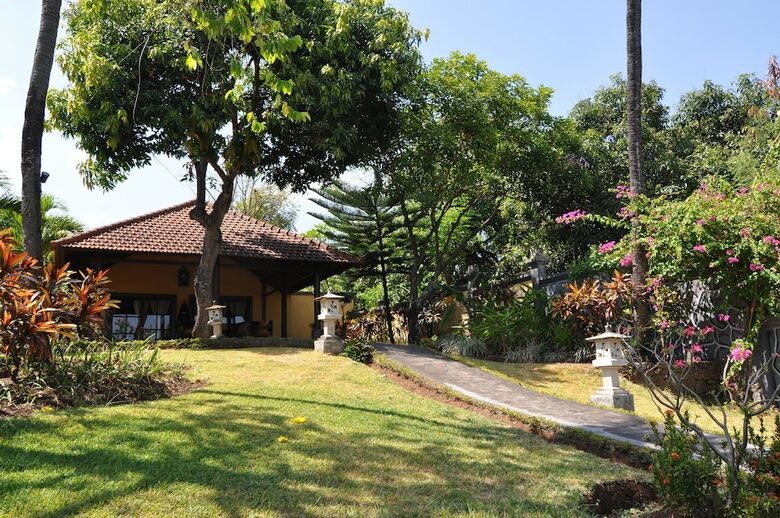 Hotel Puri Mangga Sea View Resort & Spa