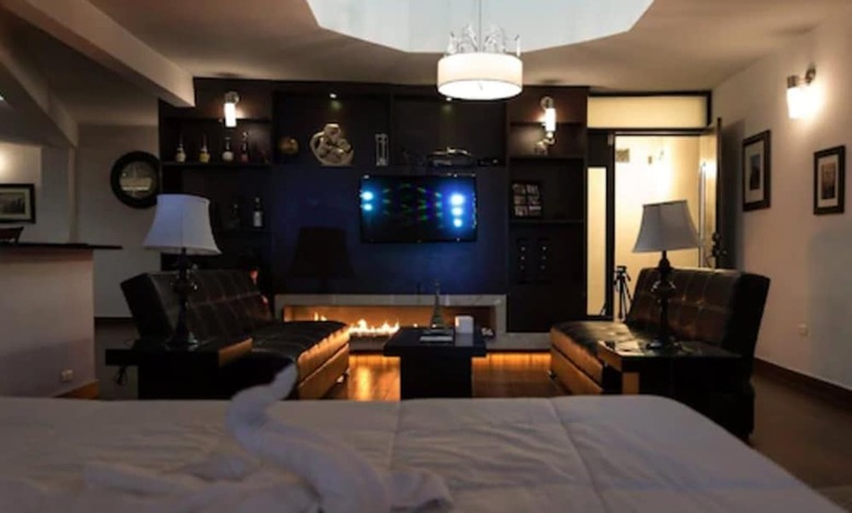 Hotel V