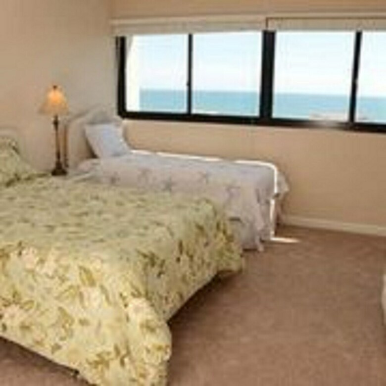 Holiday Towers By Elliott Beach Rentals