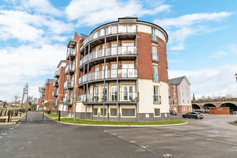 Racecourse Serviced Apartments