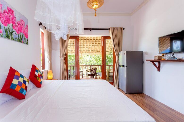 Bed & Breakfast Red Flower Cottages Homestay