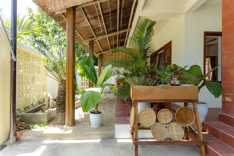 Bed & Breakfast Red Flower Cottages Homestay