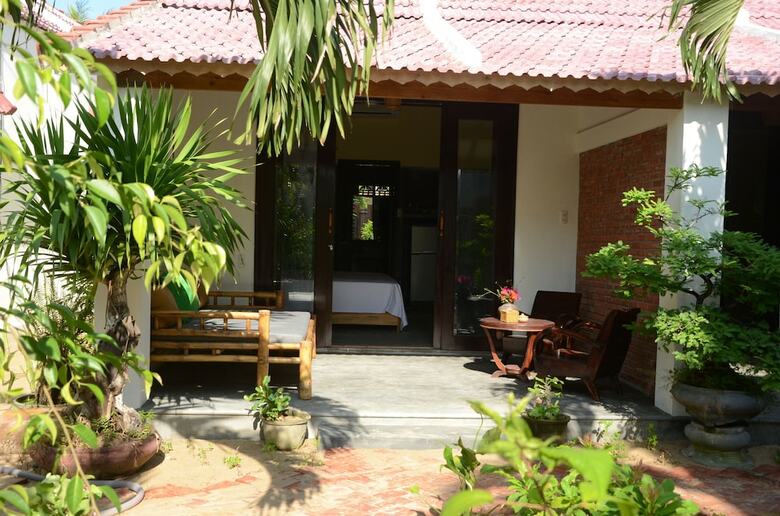 Bed & Breakfast Red Flower Cottages Homestay