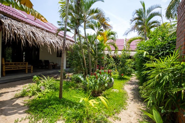 Bed & Breakfast Red Flower Cottages Homestay