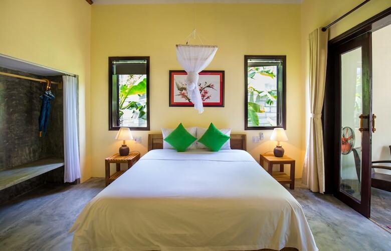 Bed & Breakfast Red Flower Cottages Homestay