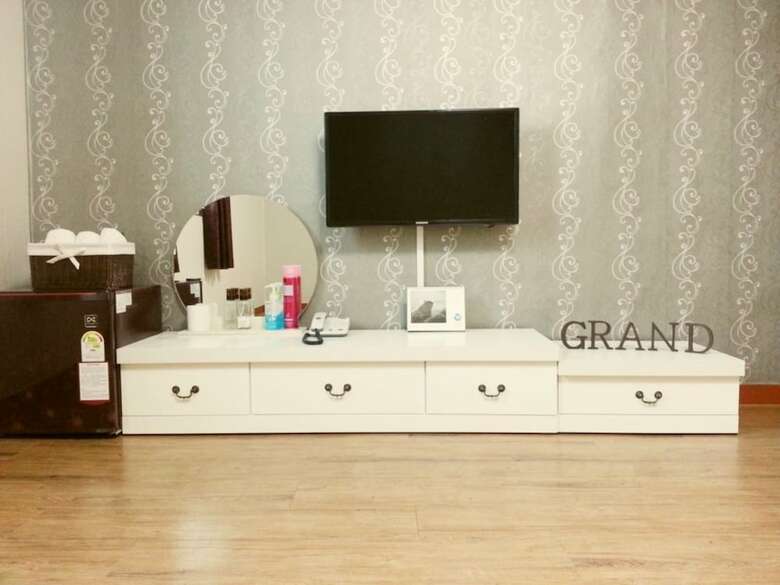 Songnisan Grand Hotel & Condo
