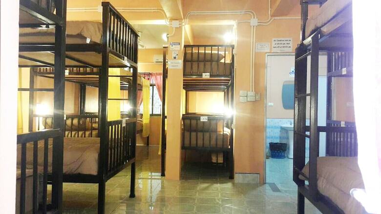Hotel Jinda Hostel