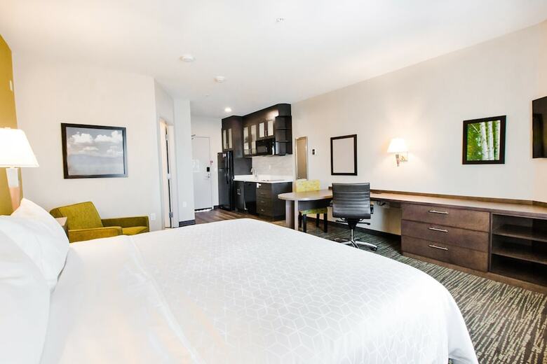 Hotel Candlewood Suites West Edmonton - Mall Area