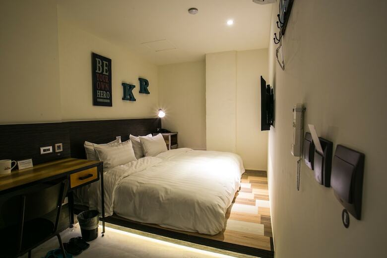 Re-change Hotel Taipei