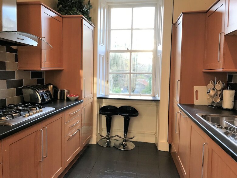 Crown Circus Apartment