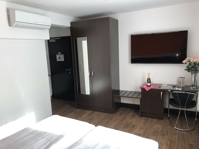 Hotel K�nig