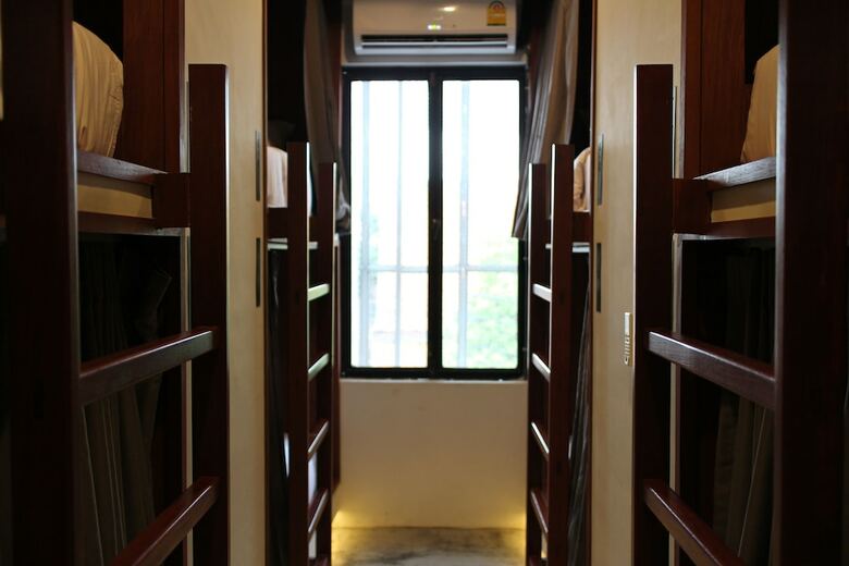 Hostal Once Again Hostel