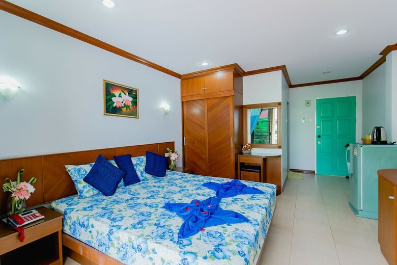Hotel R.k. Guesthouse