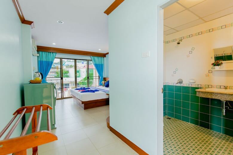 Hotel R.k. Guesthouse