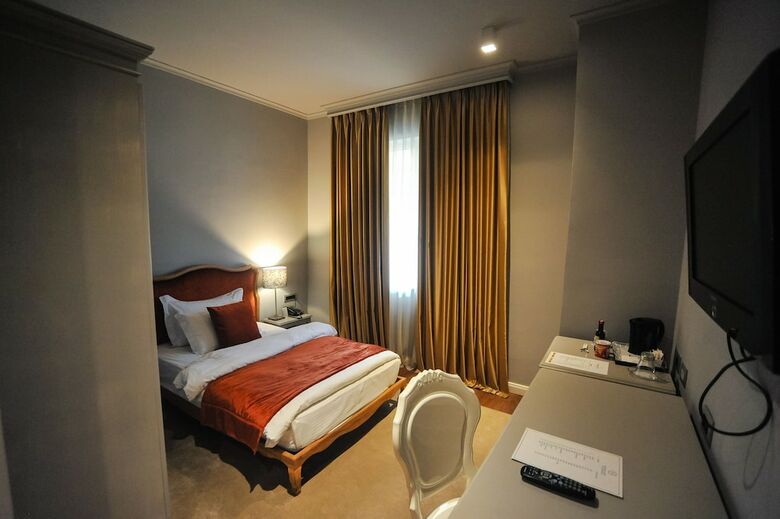 Classic Hotel
