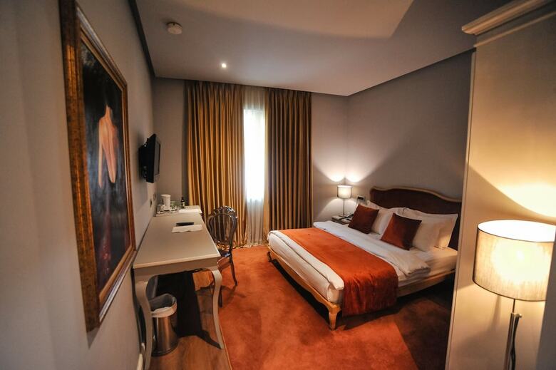 Classic Hotel