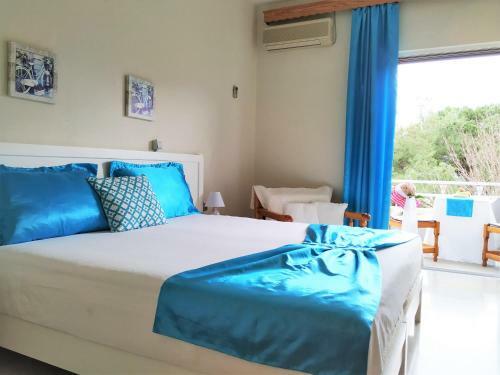 Golden Beach Hotel