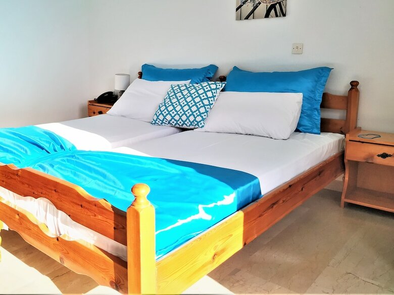 Golden Beach Hotel
