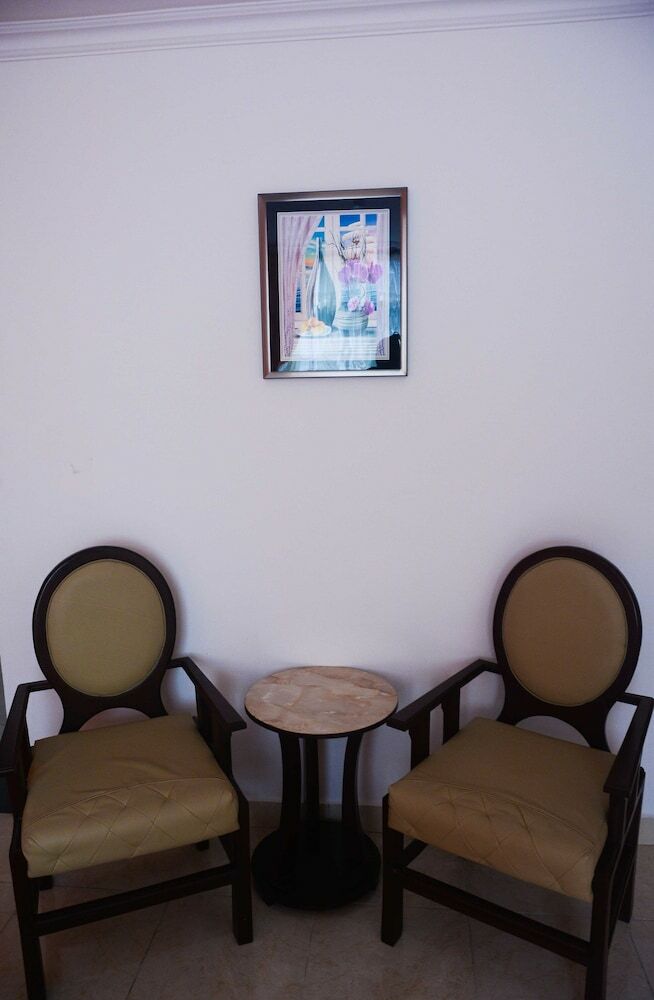 Springpark Yaad Hotel