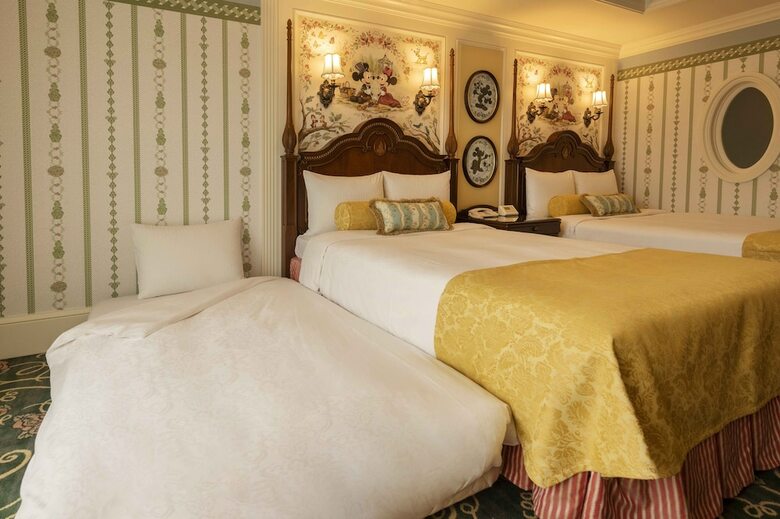 Tokyo Disneyland Hotel