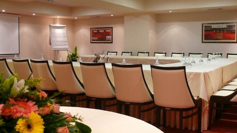 Hotel Olympia Golden Beach & Spa