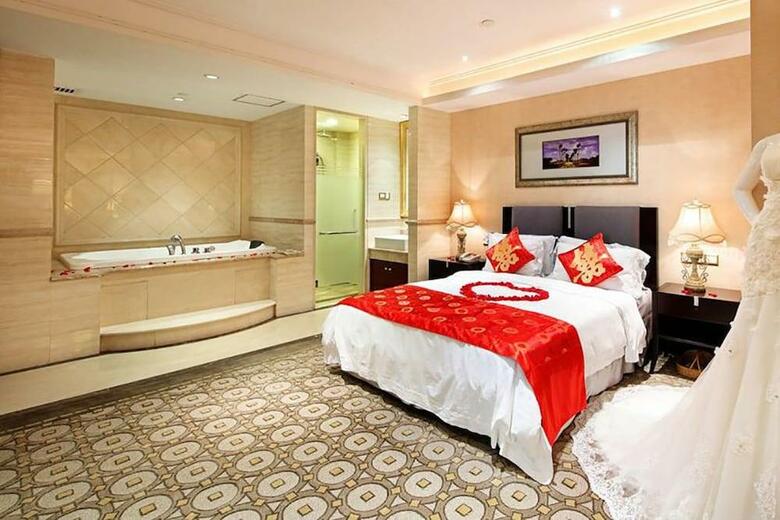 Royal Mediterranean Hotel