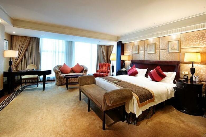 Royal Mediterranean Hotel