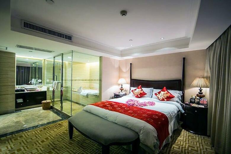 Royal Mediterranean Hotel