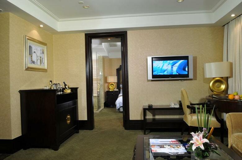 Royal Mediterranean Hotel