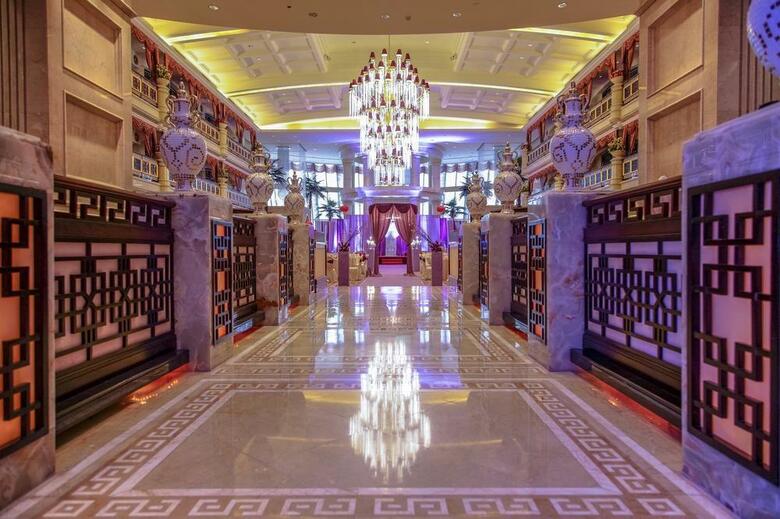 Royal Mediterranean Hotel