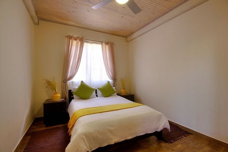 Hostal Budget Tented Village At Urban Glamping