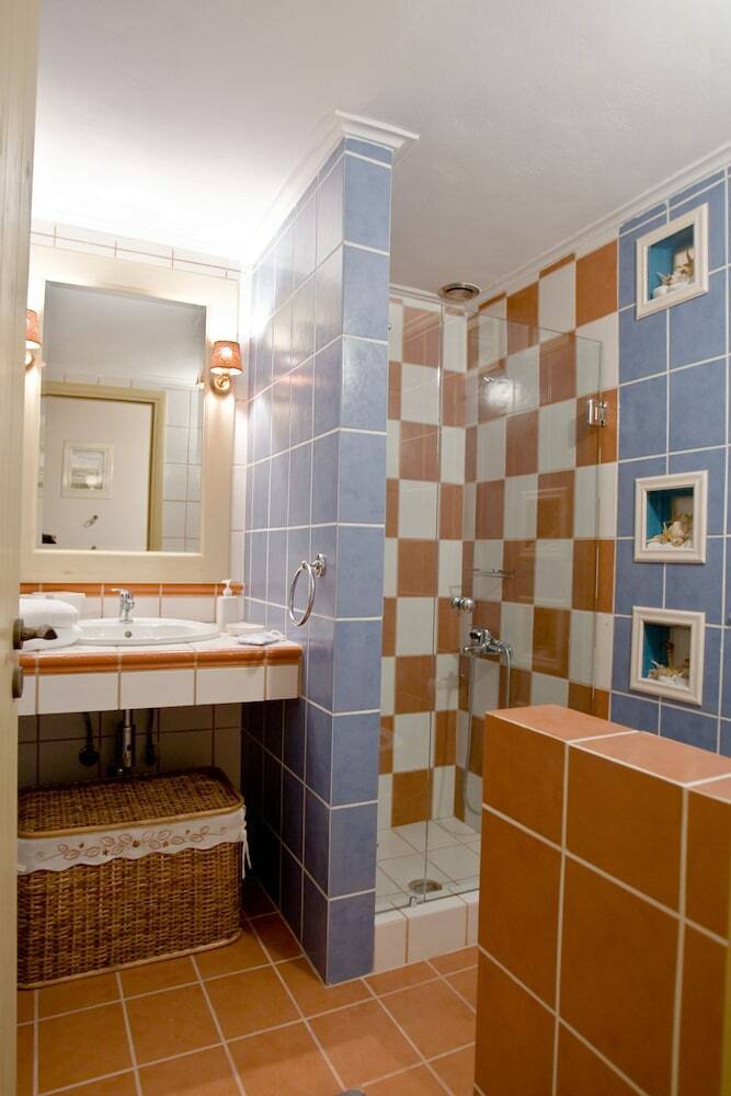 Aparthotel Apelon Tiritas Villas