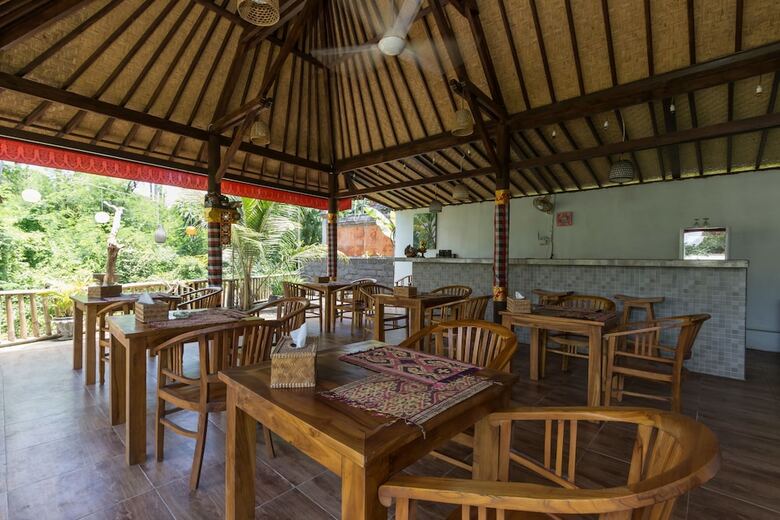 Hotel Naradas Mushroom Beach