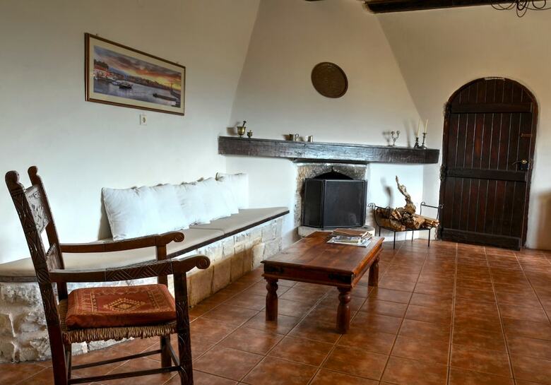 Anna-malai Traditional Cretan Villa