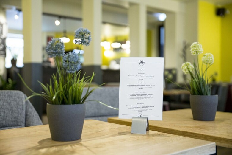 Hostal Five Reasons Hotel & Hostel