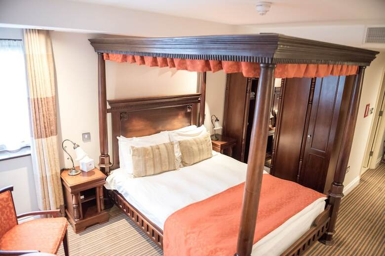 The Casa Hotel