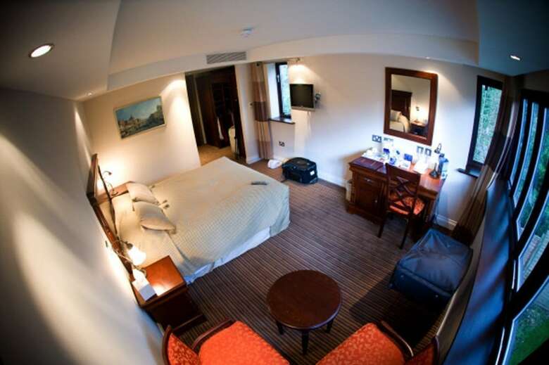 The Casa Hotel