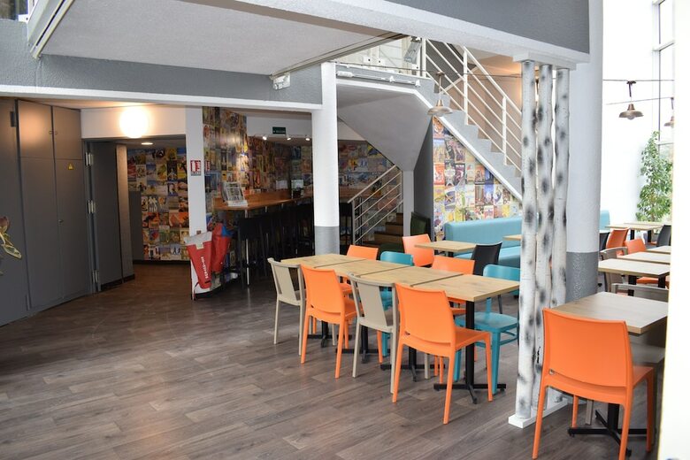 Hotelf1 Bourges Le Subdray, Renovated