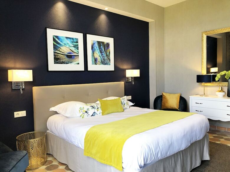Hotel Les Suites- Domaine De Cr�cy