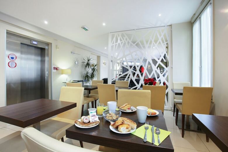 Hotel H�tel Gabriel Issy