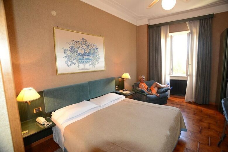 Hotel Galles