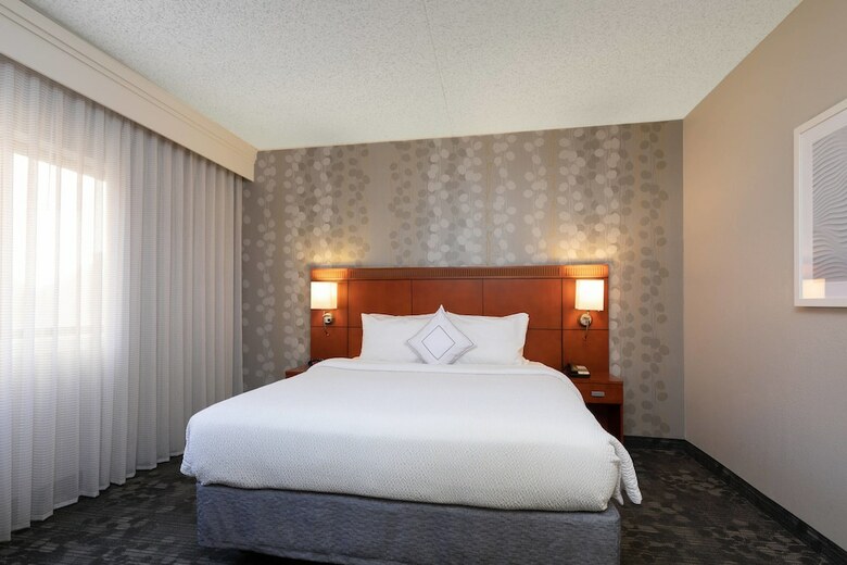 Hotel Courtyard By Marriott Dallas-fort Worth/bedford