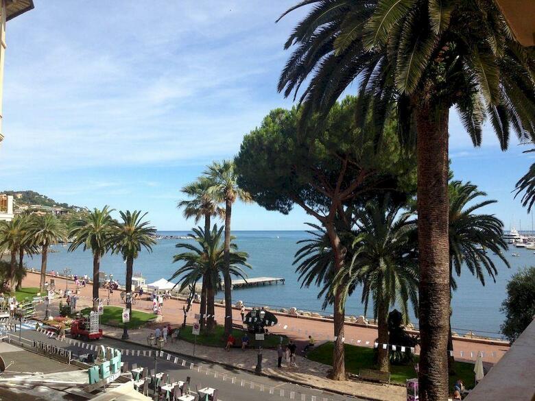 Hotel Vesuvio
