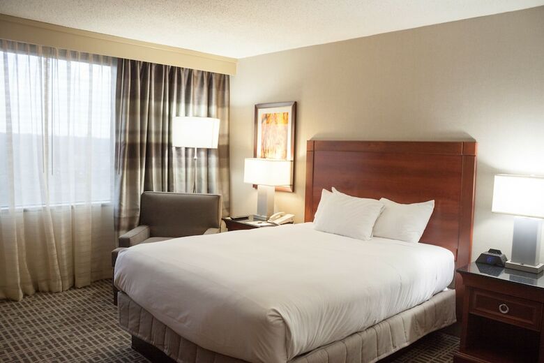 Hotel Doubletree By Hilton Kansas City - Overland Park