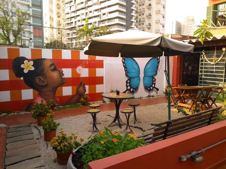 Hostel Alice