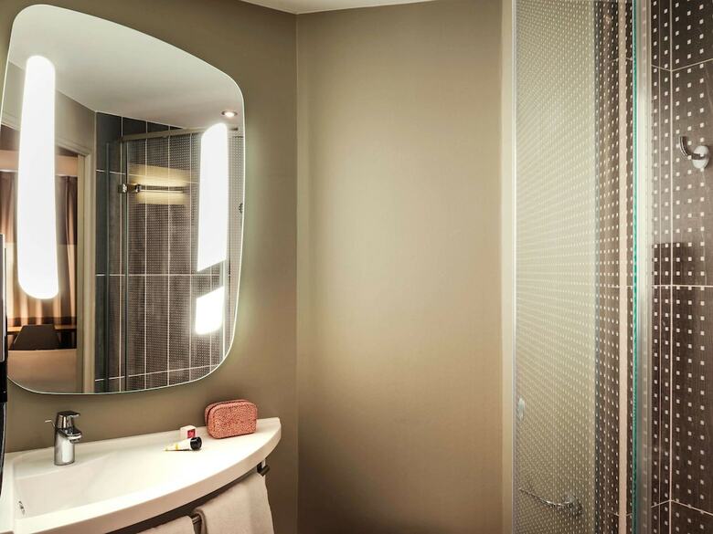 Hotel Ibis Saint Quentin En Yvelines Velodrome