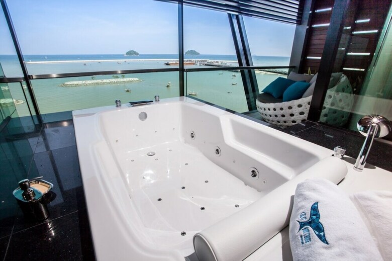 @t Boutique Hotel