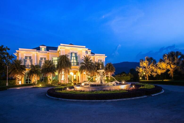 Chateau De Khaoyai Hotel & Resort