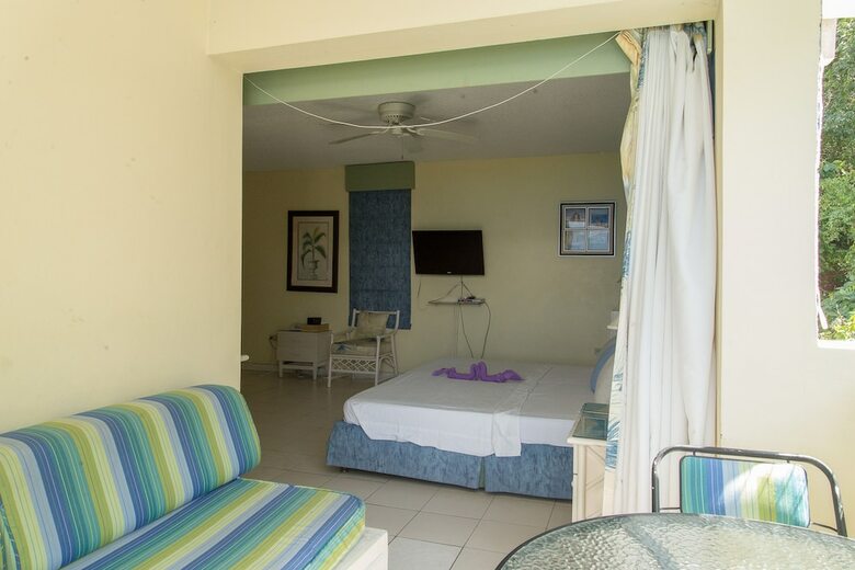Aparthotel Moonlight Beach Studio At Montego Bay Club Resort